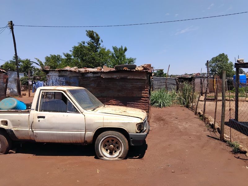 VACANT STAND FOR SALE - Photo 7