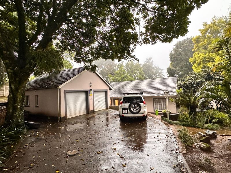 Cozy single-Story Home in Serene Setting |Patio Garden - Photo 9