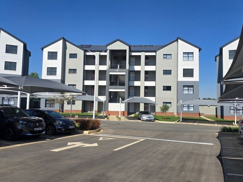 Royal Residenz – Modern 1 Bedroom Apartments from R729 600  - Photo 10