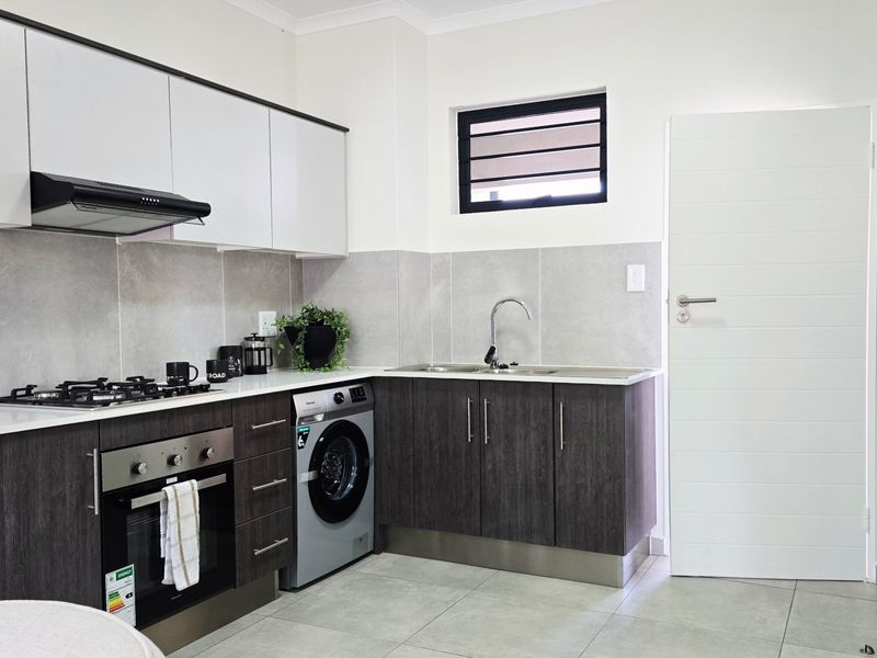 Royal Residenz – Modern 1 Bedroom Apartments from R729 600  - Photo 3