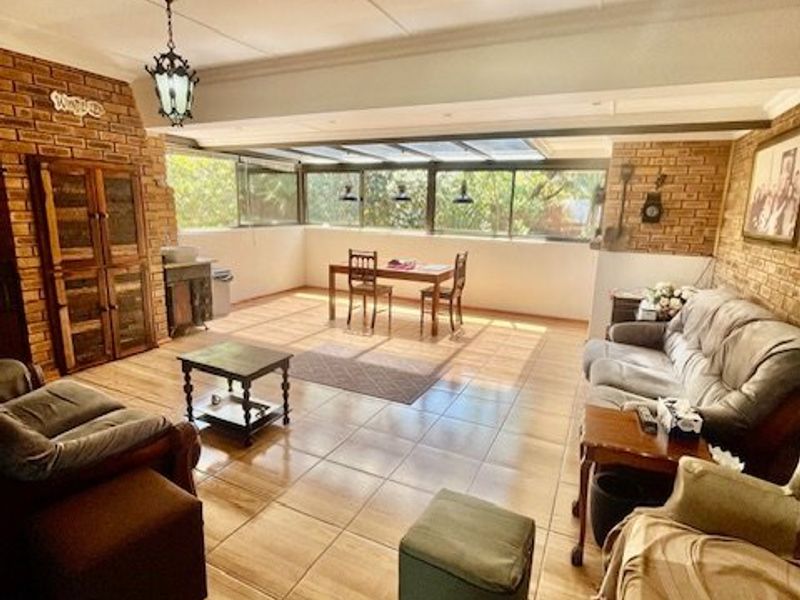 Double storage house with sea view and greenbelt infront located in outeniqua strand. - Photo 7