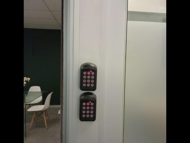 Discover Your Ideal Office at Corobay Corner: Premier Commercial Space in Menlyn Maine - Photo 8