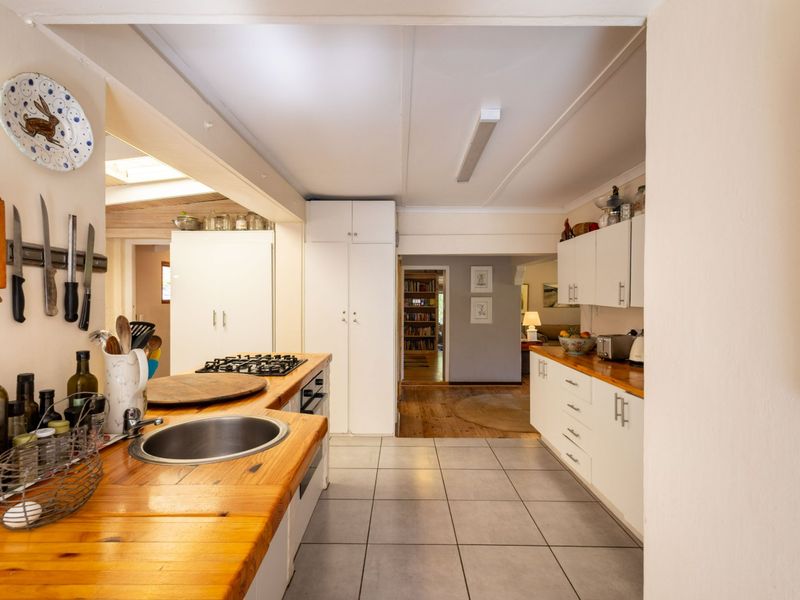 Wake to the sound of the fish eagles .... - Photo 9