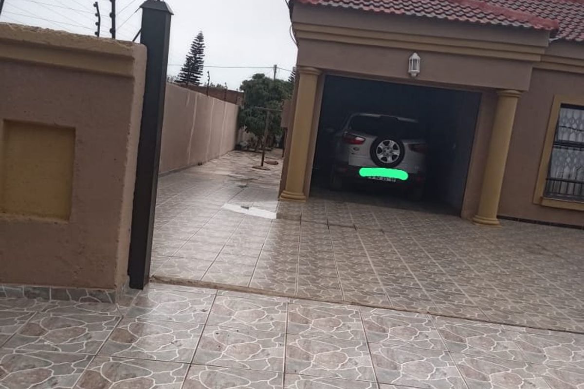 3 bedroom house Soshanguve JJ - Photo 5