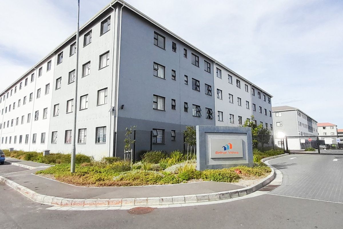 2 Belhar Apartment in Belhar Views - Photo 2