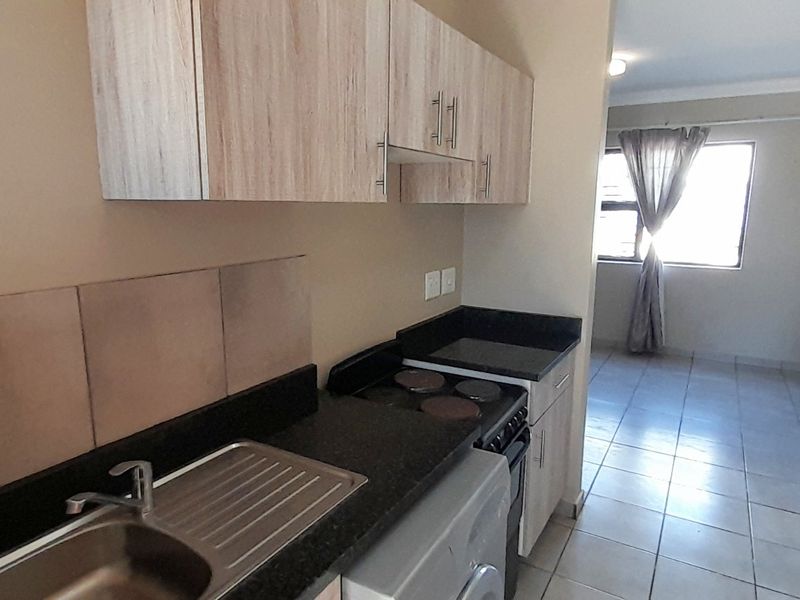 2 Belhar Apartment in Belhar Views - Photo 6