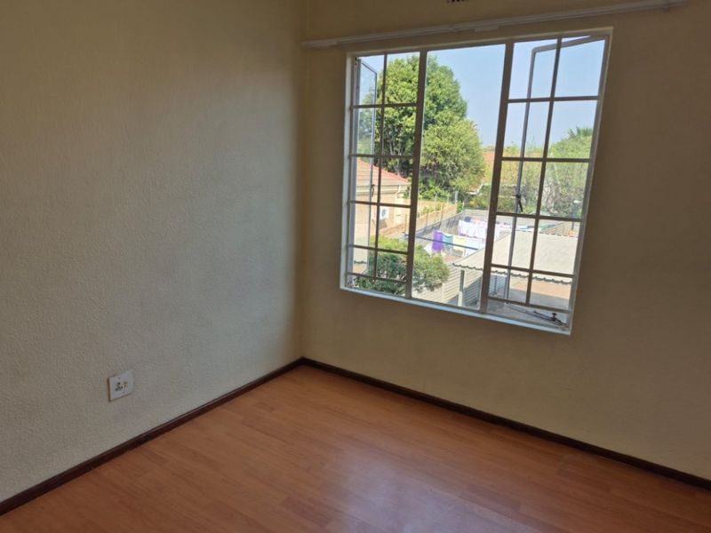 3 Bed Townhouse for Sale – Comfortable Living with Great Amenities! - Photo 5