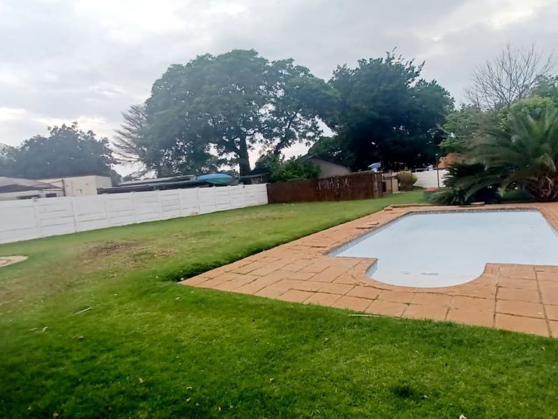 A fully Furnished home in the elite part of Duncanville. - Photo 3