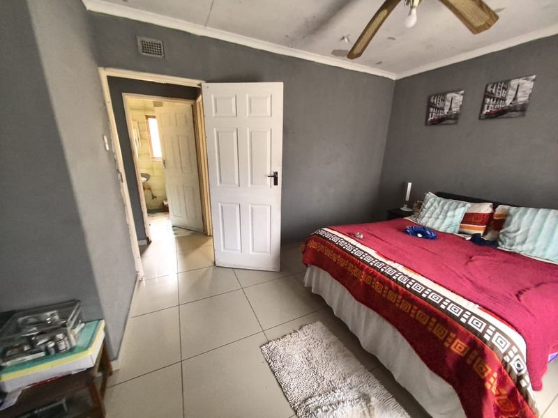 3 Bedrooms, 1 Bathroom Townhouse For Sale In Pinetown, Durban - Photo 10