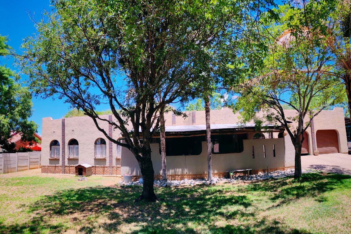 House for sale in Modimolle - Photo 2