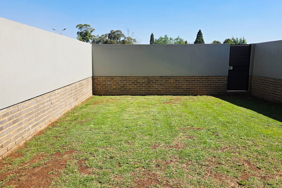 Royal Residenz – Stylish 2 Bedroom, 2 Bathroom Apartments in Lilianton, Boksburg West - Photo 2