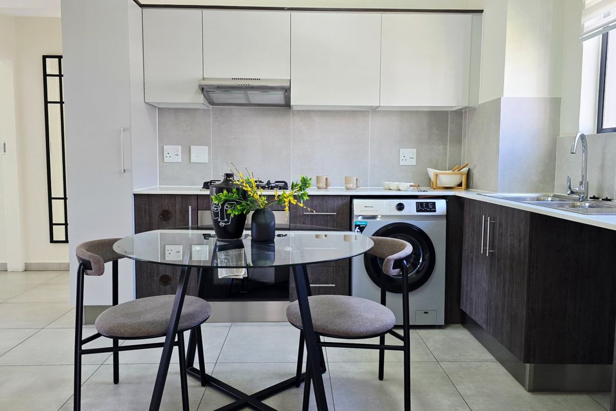 Royal Residenz – Stylish 2 Bedroom, 2 Bathroom Apartments in Lilianton, Boksburg West - Photo 3