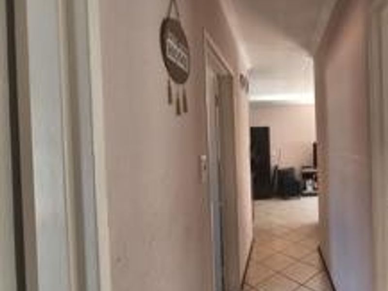 Stylish 3 Bedroom Unit in Albertsdal - Photo 10