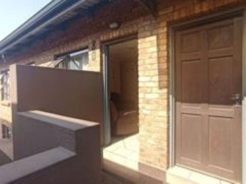 Stylish 3 Bedroom Unit in Albertsdal - Photo 6