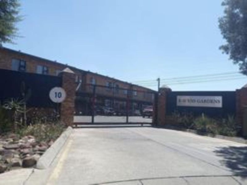 Stylish 3 Bedroom Unit in Albertsdal - Photo 2