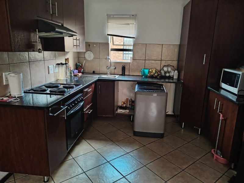 Stylish 3 Bedroom Unit in Albertsdal - Photo 8