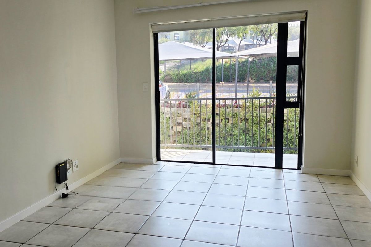 1 Bedroom Apartment For Sale in Green Park Lifestyle Estate.  - Photo 4