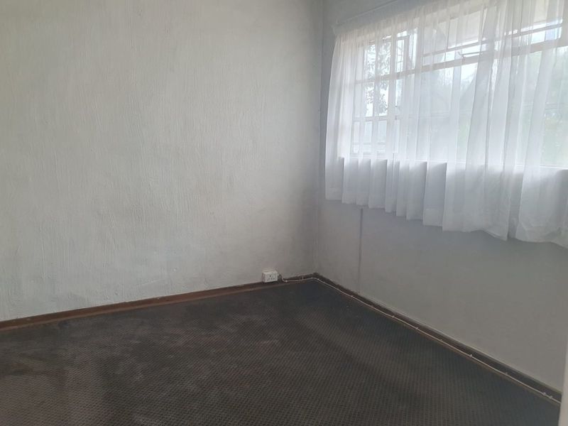 2 Bedroom Pet Friendly Cottage in Edenvale (Small pets only) - Photo 5