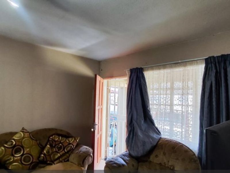 Spacious 3 bedroom apartment - Photo 5