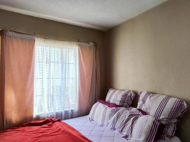 Spacious 3 bedroom apartment - Photo 8