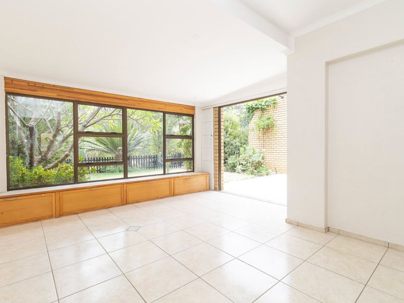 3 Bedroom cluster in Fourways - Photo 2