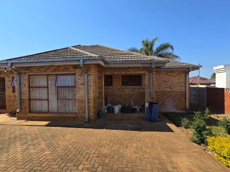 Spacious 3-Bedroom Home – Elti Villas Ext 1, Makhado - Photo 5