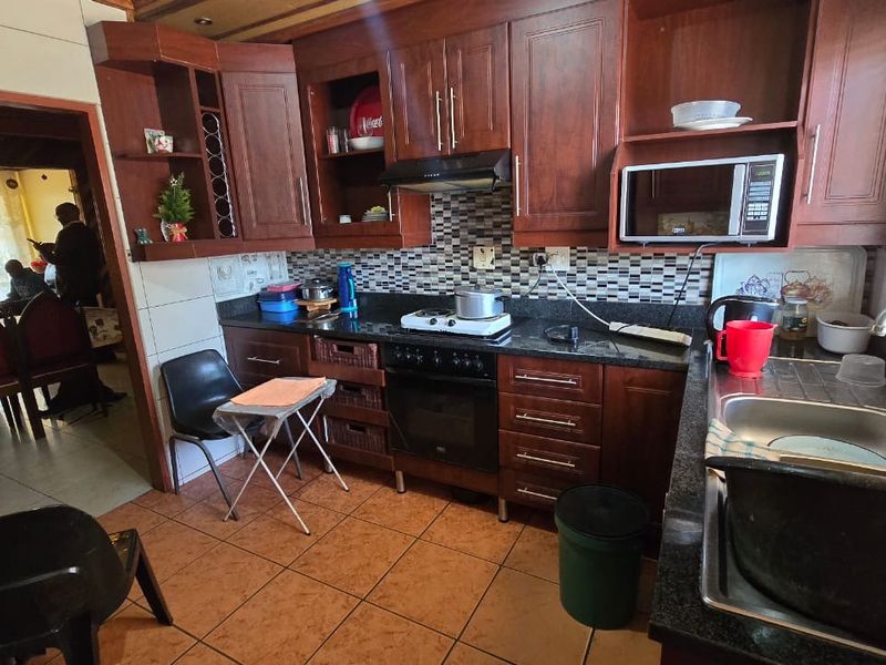 Spacious 3-Bedroom Home – Elti Villas Ext 1, Makhado - Photo 7