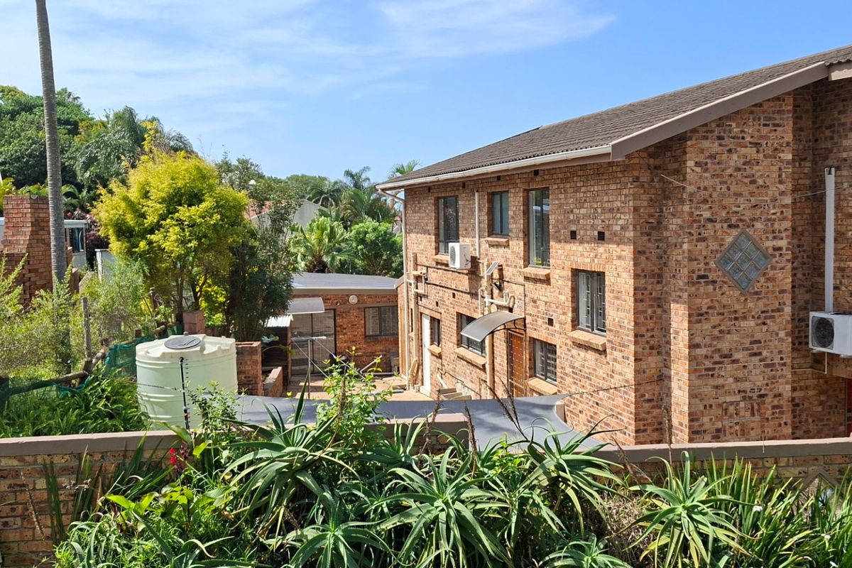 HOUSE FOR SALE - LOOK NO FURTHER - Photo 5