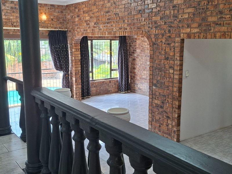 HOUSE FOR SALE - LOOK NO FURTHER - Photo 10