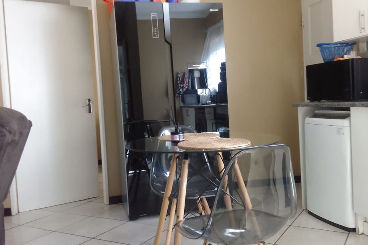 Beautiful 3 bedroom 1 bathroom townhouse is available for sale in Rynfield, AH. - Photo 4