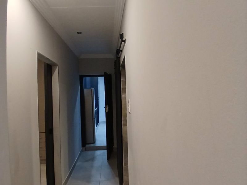 Cosy 1 bed 1bath Spacious Apartment with Water Tanks - Photo 10
