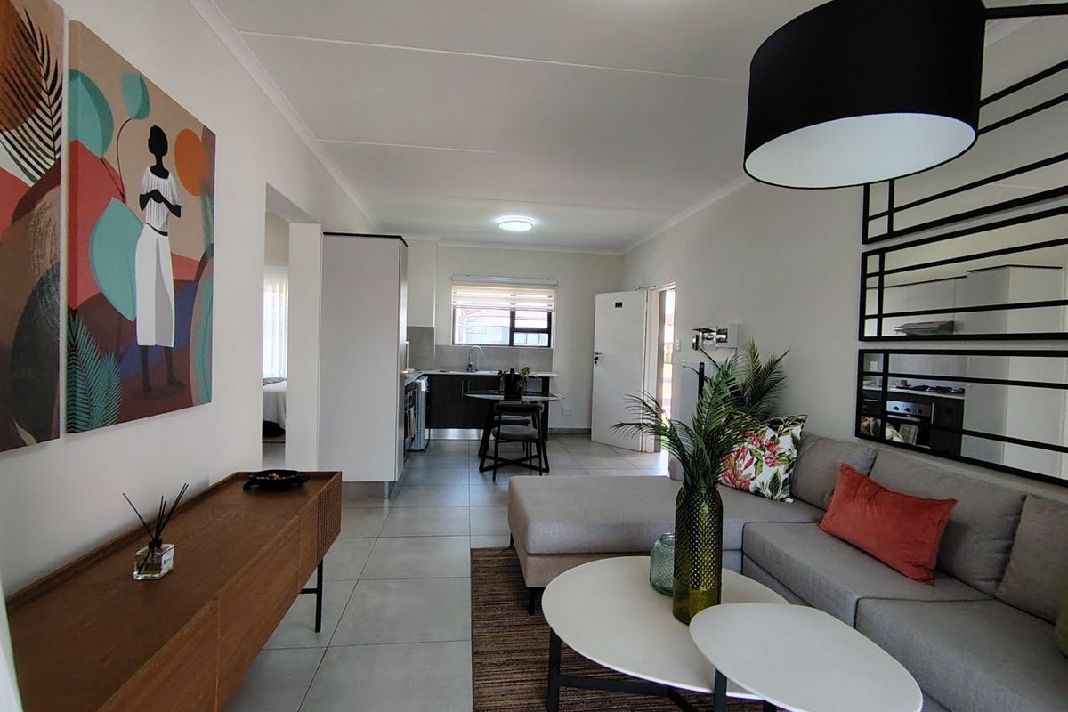 MODERN DESIGN LUXURY APARTMENT READY TO MOVE IN - Photo 2