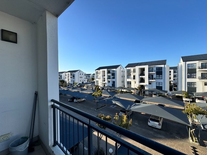 1 Bedroom Apartment for Sale in The Sandown - Photo 5