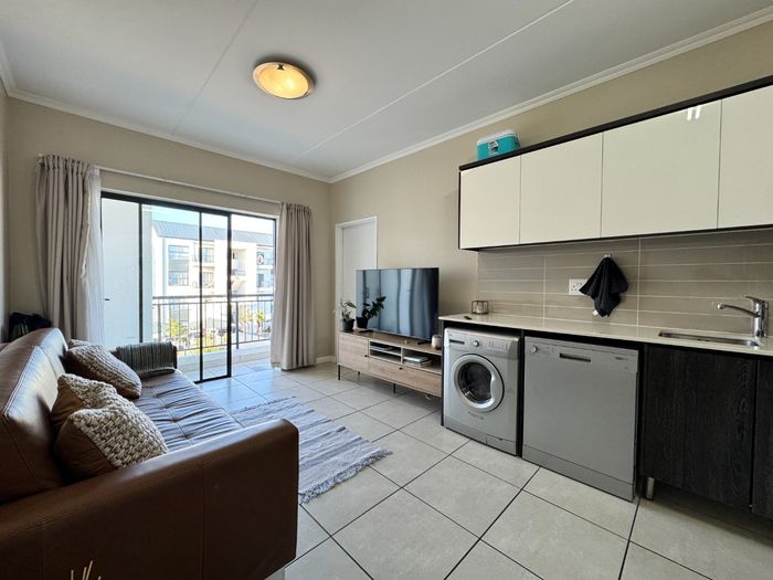 Property #2428858, Apartment For Sale in Sandown