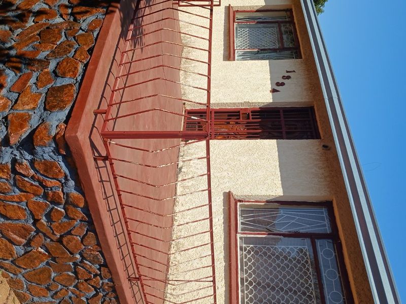 1 Bed House in Soshanguve F for Sale - Photo 2