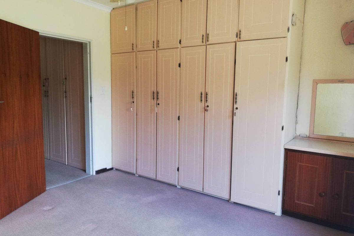 Secure 2-Bedroom Unit in a Neat Retirement Village - Photo 5