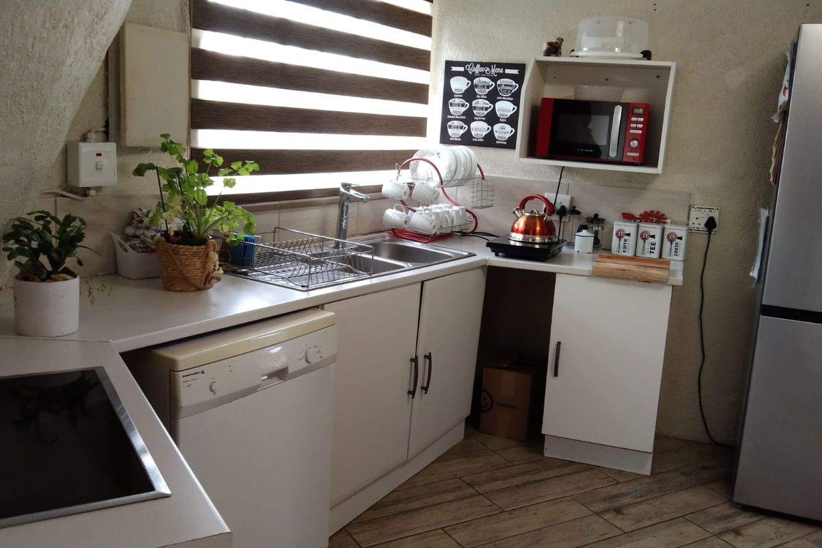 Large family home in Vaalmarina. - Photo 5