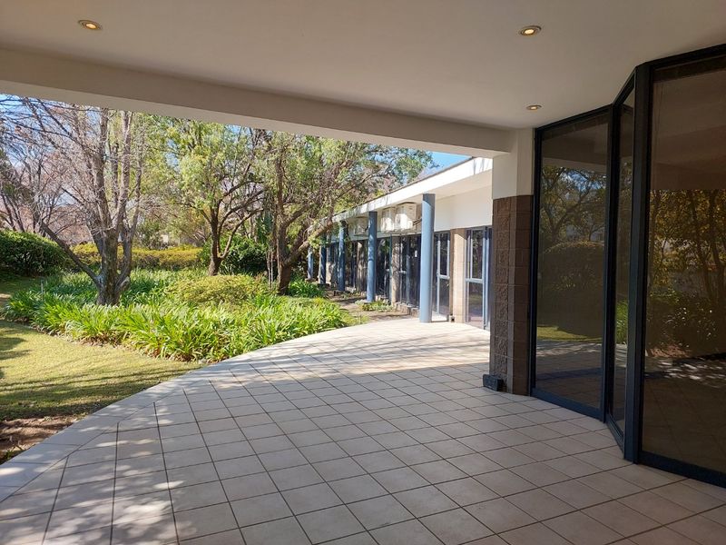 Exceptional Investment Value in Woodmead’s Sought-After Office Precinct - Photo 6