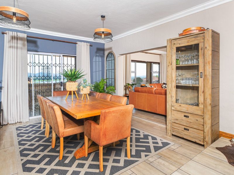 Luxury Three-Level Home with Breathtaking Views in Kosmos Ridge Estate - Photo 7