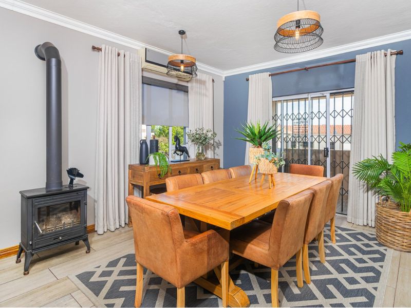 Luxury Three-Level Home with Breathtaking Views in Kosmos Ridge Estate - Photo 6