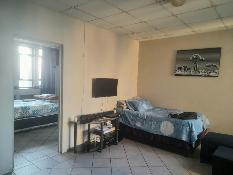 1 Bedroom, 1 Bathroom Apartment To Let In Durban Central, Durban - Photo 2