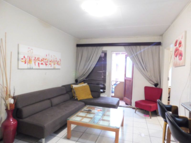 2 Bedroom and 1 Bathroom available for you to buy Call us now!! - Photo 6