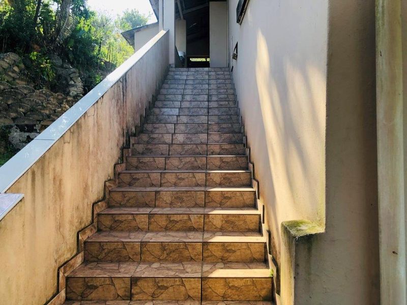 Large 4 Bedroom Home With So Much Potential  - Photo 2