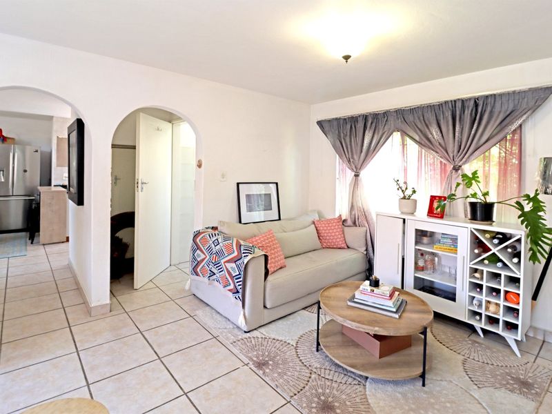 Easy Access to Main Routes, Close to Mall@Reds, Pet Friendly! - Photo 4