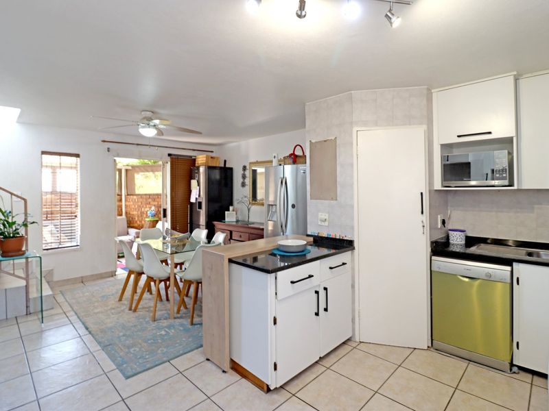 Easy Access to Main Routes, Close to Mall@Reds, Pet Friendly! - Photo 8