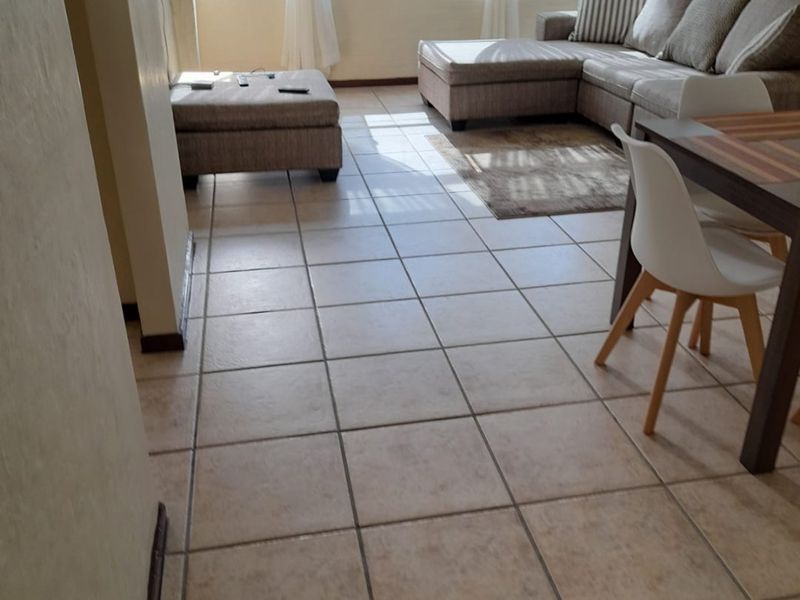 2 Bedrooms, 1 Bathroom Apartment To Let In Doonside, Kingsburg - Photo 2