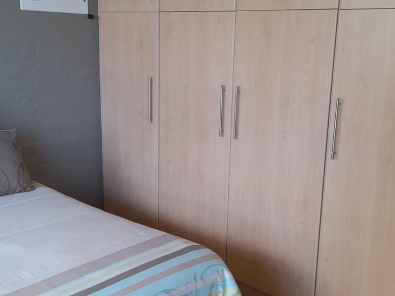 2 Bedrooms, 1 Bathroom Apartment To Let In Doonside, Kingsburg - Photo 8