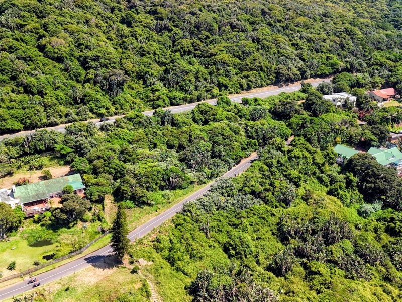 Prime Coastal Land  with two existing homes– North Beach Road, Westbrook 5200m2 | Approved for 7 Sectional Title Units | Panoramic Sea Views - Exclusive Mandate - Photo 5