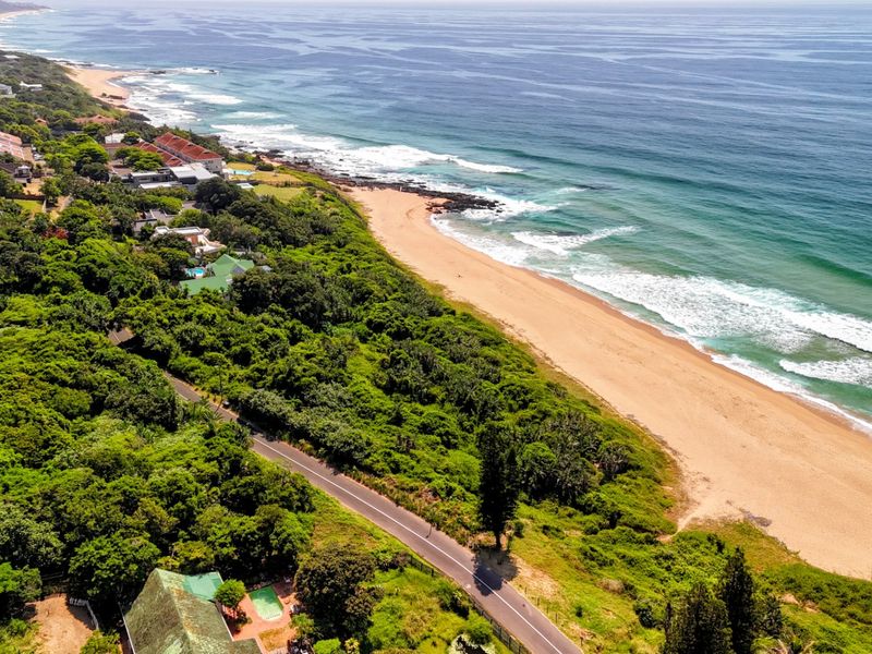 Prime Coastal Land  with two existing homes– North Beach Road, Westbrook 5200m2 | Approved for 7 Sectional Title Units | Panoramic Sea Views - Exclusive Mandate - Photo 4