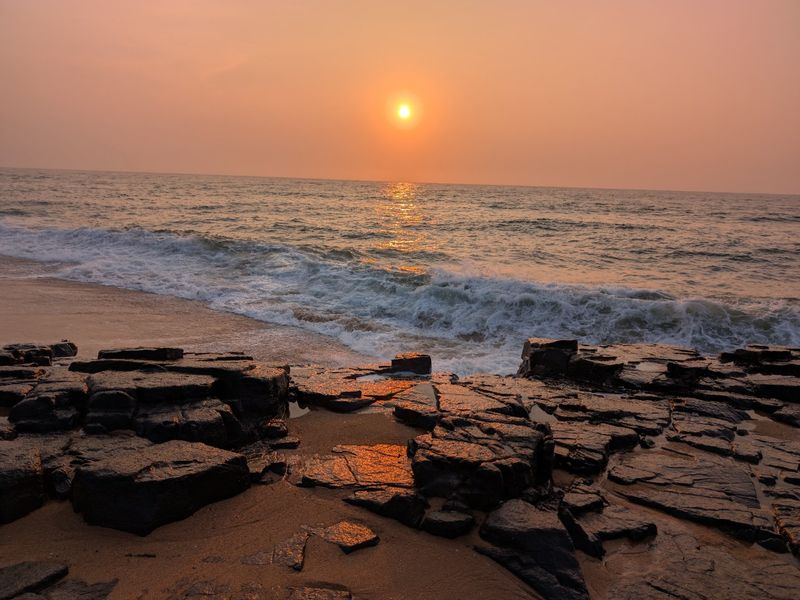 Prime Coastal Land  with two existing homes– North Beach Road, Westbrook 5200m2 | Approved for 7 Sectional Title Units | Panoramic Sea Views - Exclusive Mandate - Photo 10